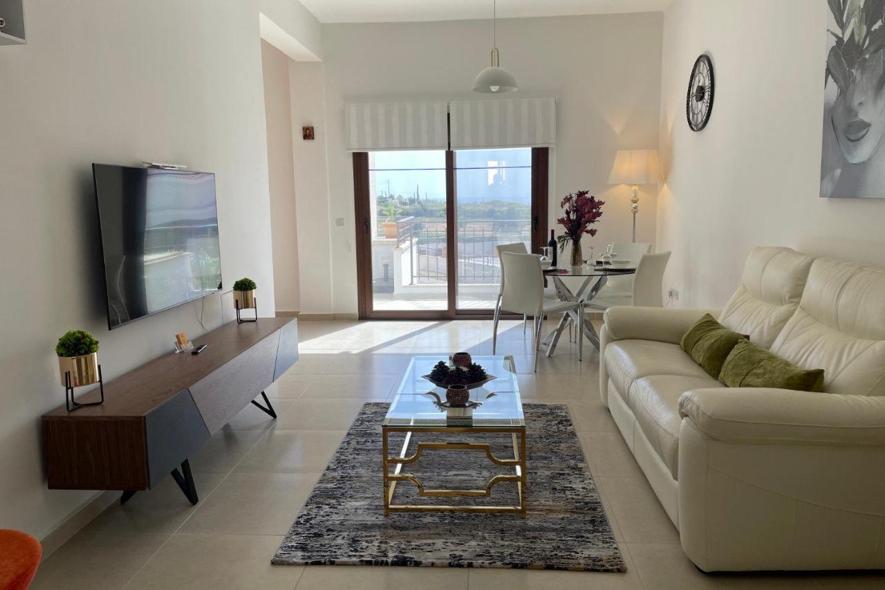 פאהיה Eleona'S Royal Gardens By Yiota - Luxury 2 Bed Apartment In Exclusive Complex מראה חיצוני תמונה