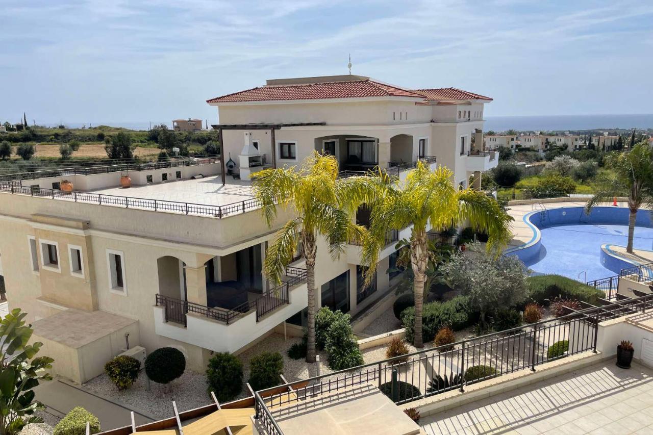 פאהיה Eleona'S Royal Gardens By Yiota - Luxury 2 Bed Apartment In Exclusive Complex מראה חיצוני תמונה